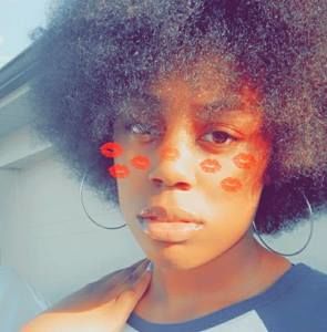 Meet your Posher, Kyla